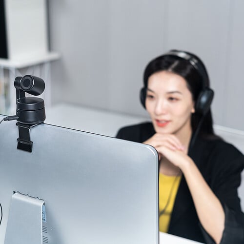 Webcam OBSBOT Tiny AI - PTZ ដំណើរការដោយ AI សម្រាប់កុំព្យូទ័រលើតុ និងកុំព្យូទ័រយួរដៃ