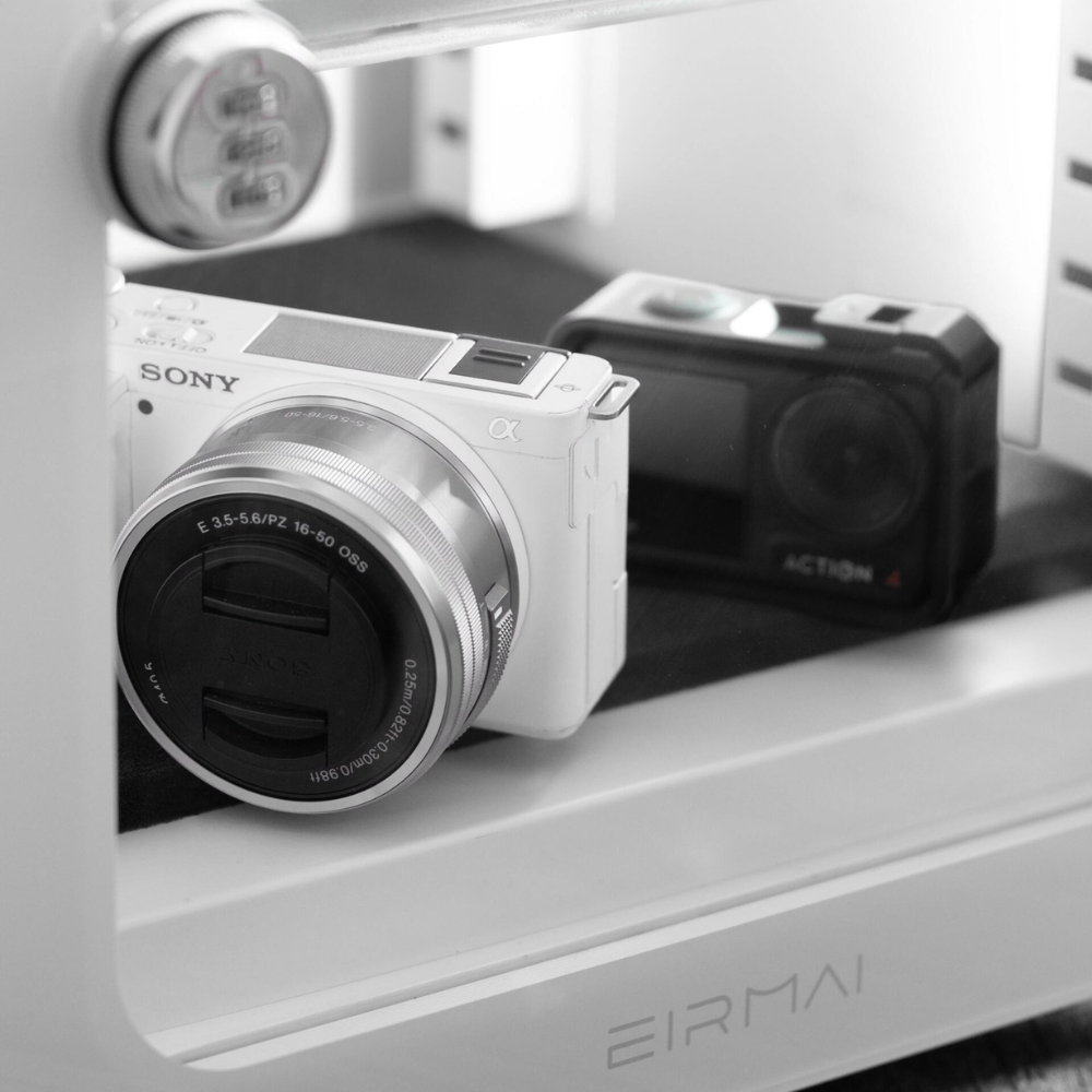 Eirmai R3 moisture-proof cabinet with 30 liter capacity prevents moisture and mold for Genuine Cameras & lenses |Kingcom