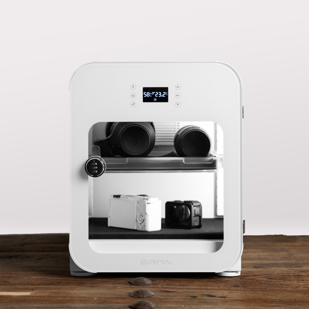 Eirmai R3 moisture-proof cabinet with 30 liter capacity prevents moisture and mold for Genuine Cameras & lenses |Kingcom